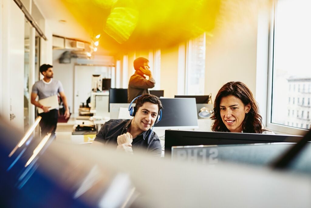 dlaczego firmy z branży IT powinny inwestować w młodszych specjalistów